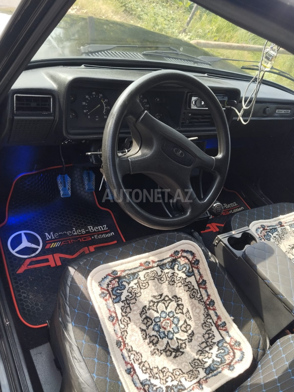 LADA (VAZ) 2107 2001