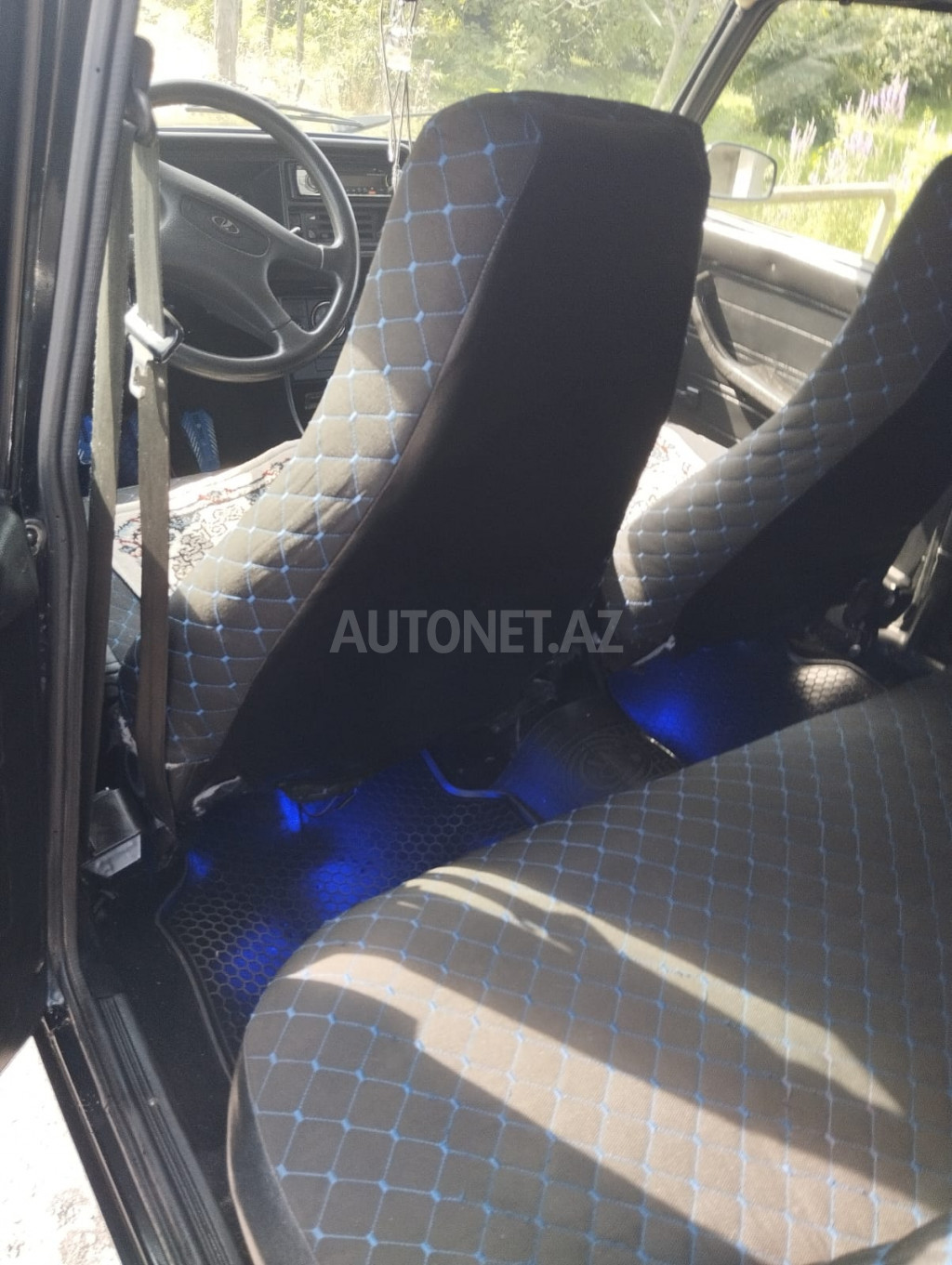 LADA (VAZ) 2107 2001