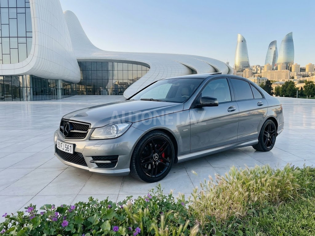 Mercedes C 300 2012