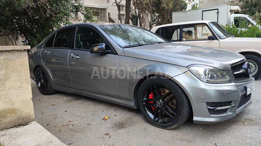 Mercedes C 300 2012