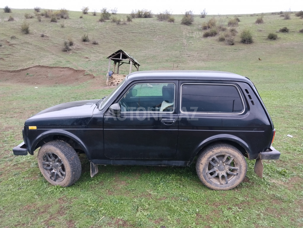 LADA (VAZ) Niva 2013