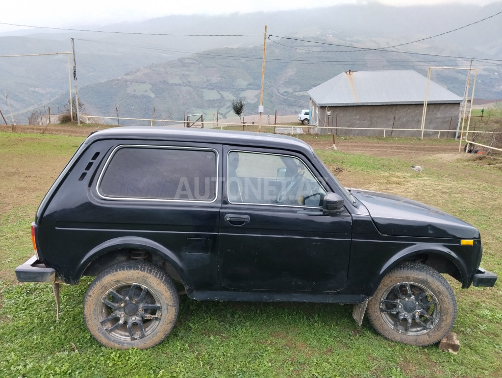 LADA (VAZ) Niva 2013