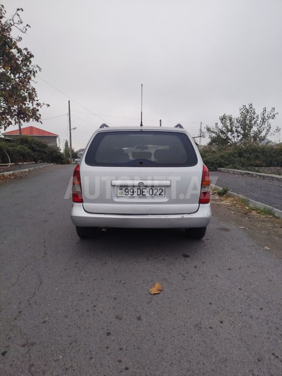 Opel Astra 2000